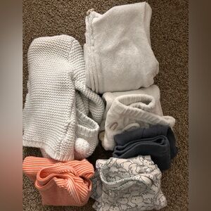 Neutral Baby Clothes Bundle